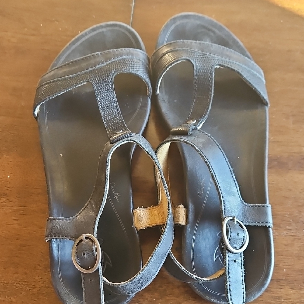 OluKai Women's Dual-Strap Leather Sandals in Brown and Black - Picture 2 of 12